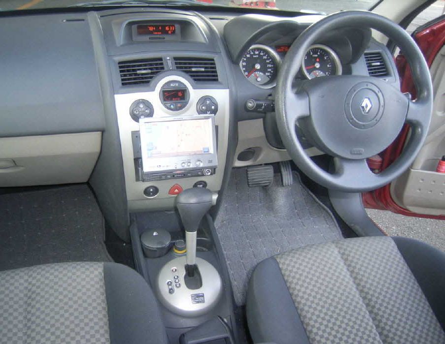  Renault Megane (2004-2008) :  4